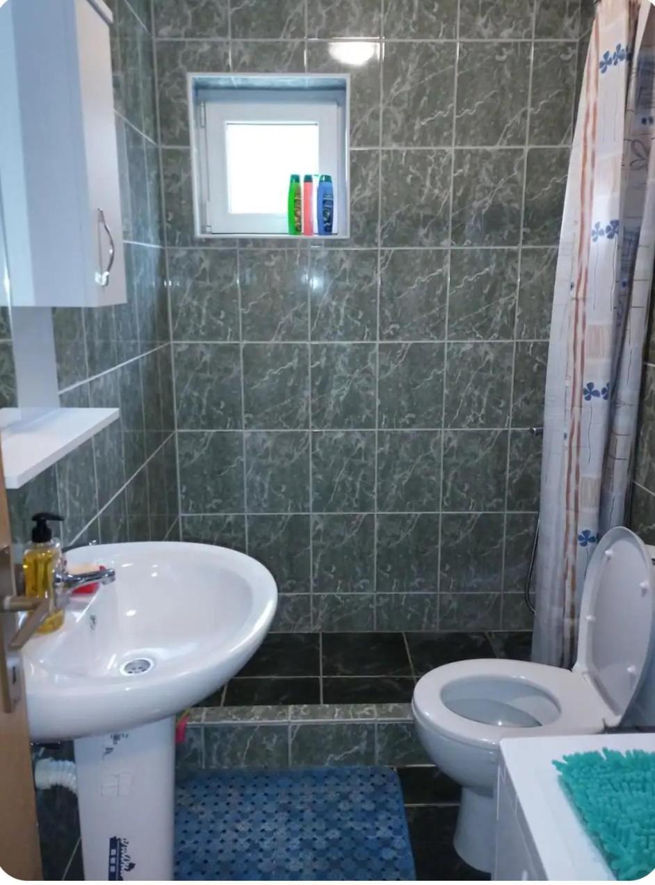 Apartamento Topla porodicna kuca Berane Exterior foto